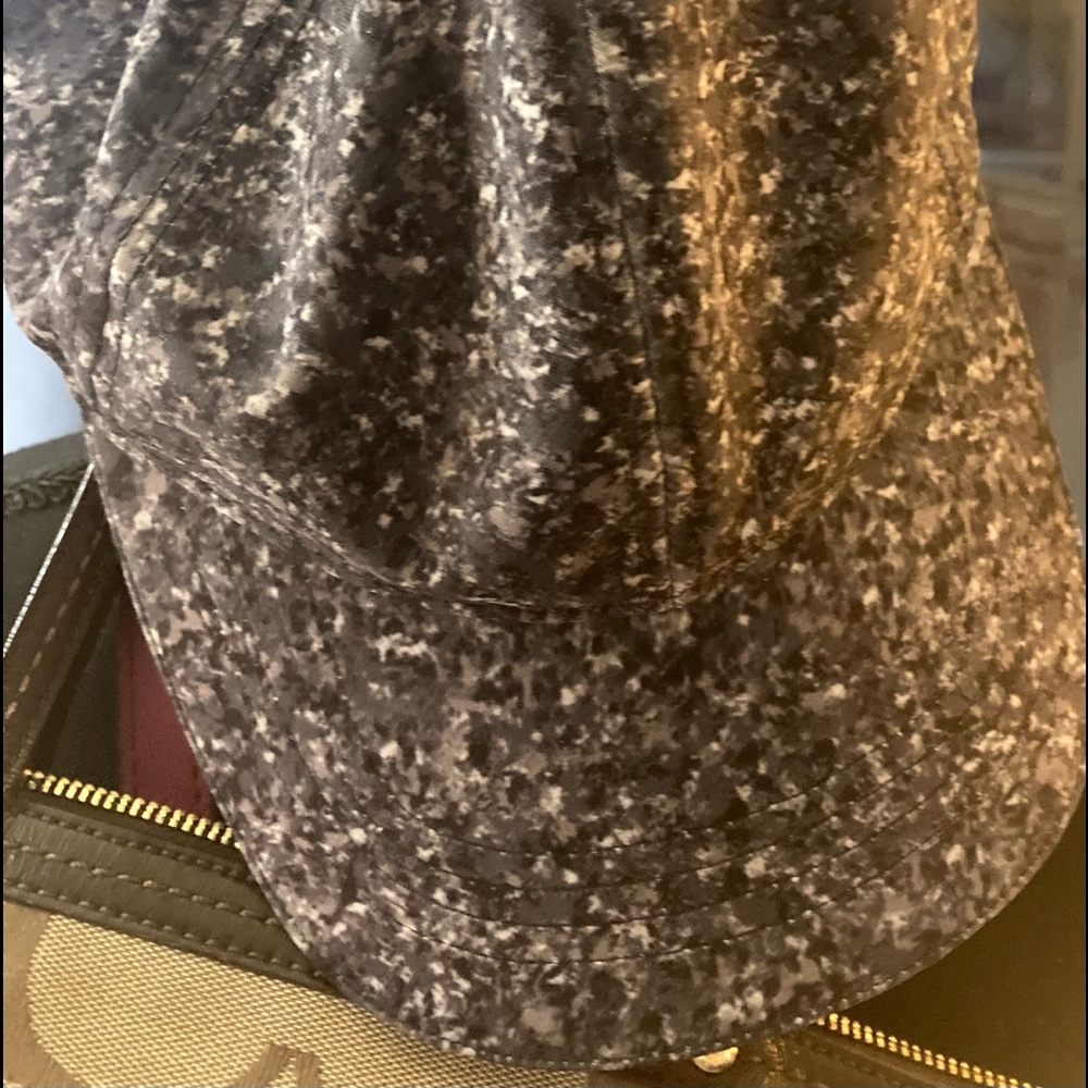 Women’s hat multi colored with reflective strip